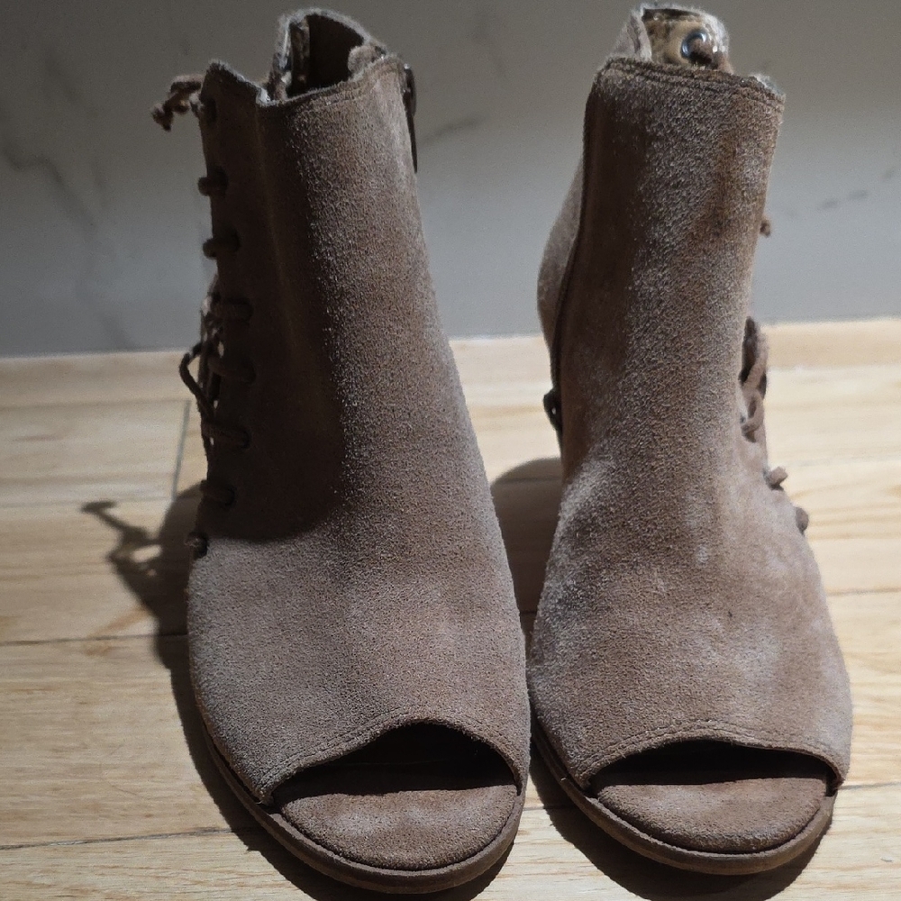 Lucky Brand Women's Tan Peep-Toe Ankle Boots